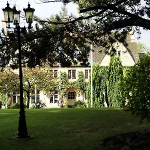4* Отель Hatton Court